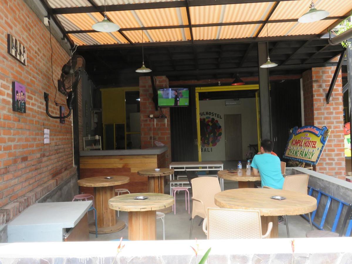 Kumpul Hostel Kuta Legian Exterior foto